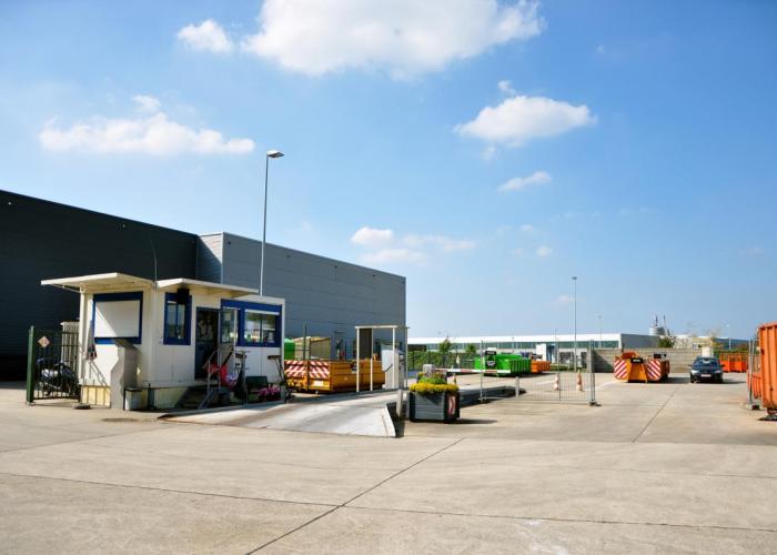 foto recyclagepark De Meiren weegbrug