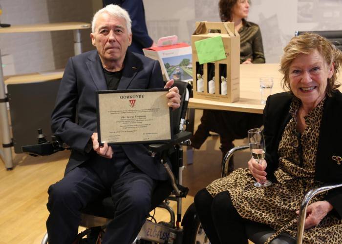 Ereburger George Kooymans overleden