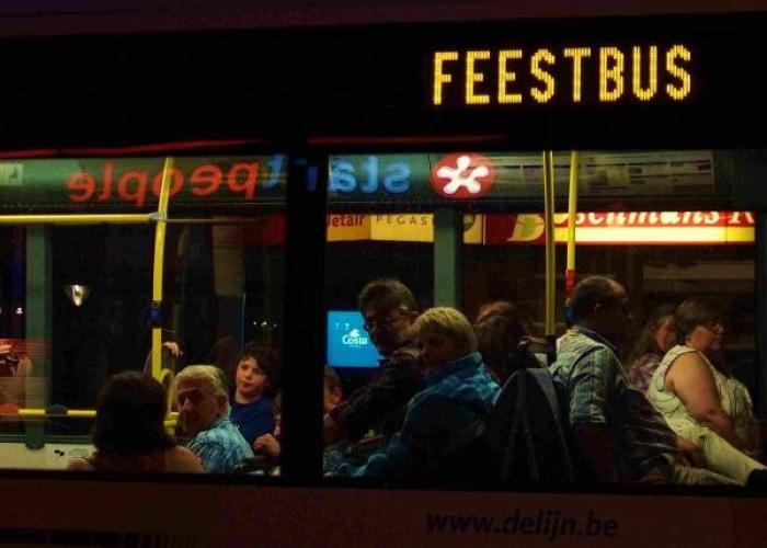 Registreer je voor een plaats op de feestbus