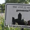 bord 'wat vind jij van onze gemeente?'